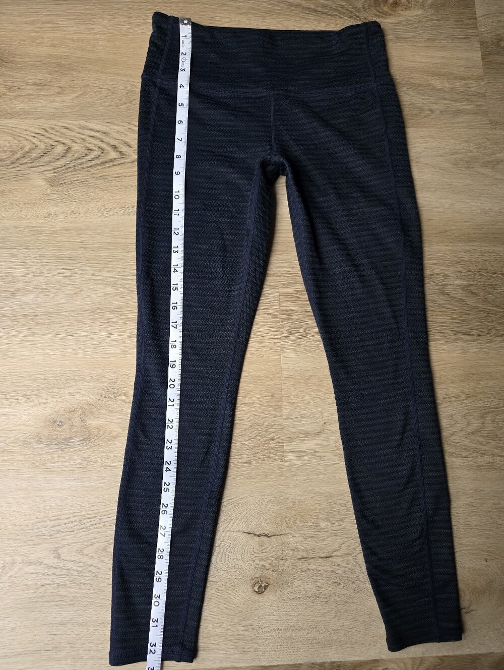 Athleta High-Rise Jacquard Chaturanga Tight Leggings Size S - Picture 8 of 8